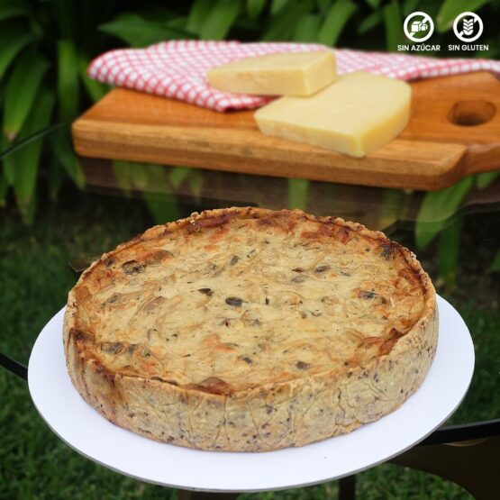 Quiche de champiñones, cebolla caramelizada y queso gruyere